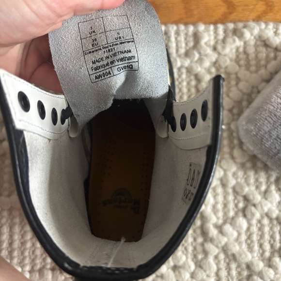 Doc Marten 1460 White Leather Boots - Picture 8 of 10